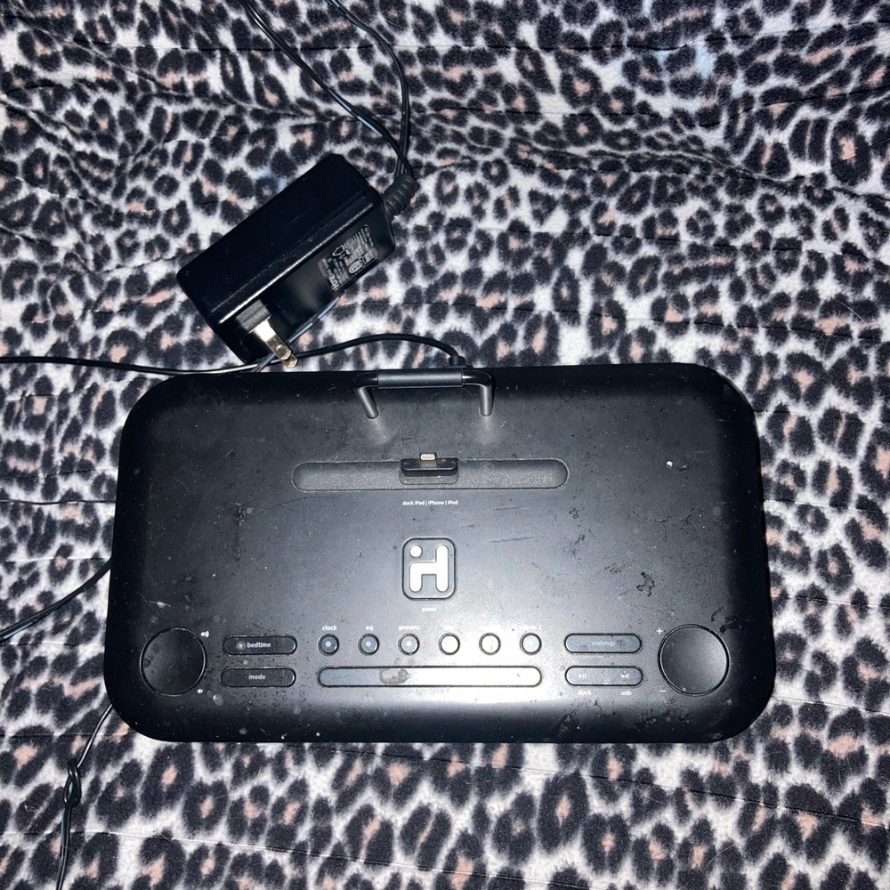 IHome radio/alarm